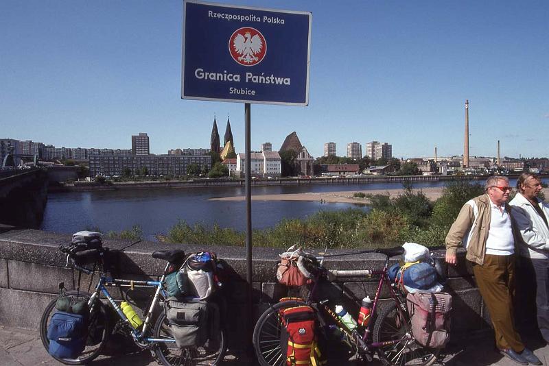 RWT 0375 378-18 Poland at the Border.jpg